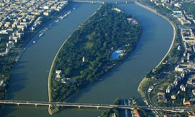 Sospesa in mezzo al Danubio l’Isola Margherita è lunga due chilometri e mezzo